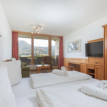 Appartement Predigstuhlblick Mit Indoorpool Und Sauna Bad Goisern Dış mekan fotoğraf
